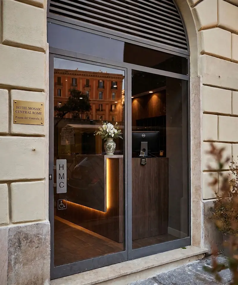 Benvenuti all'Hotel Mosaic Central Roma!